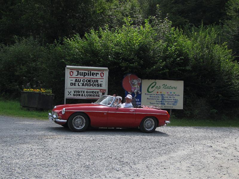 Van het Au Coeur de l'Ardoise naar een lekkere lunch in La Roche (1).JPG